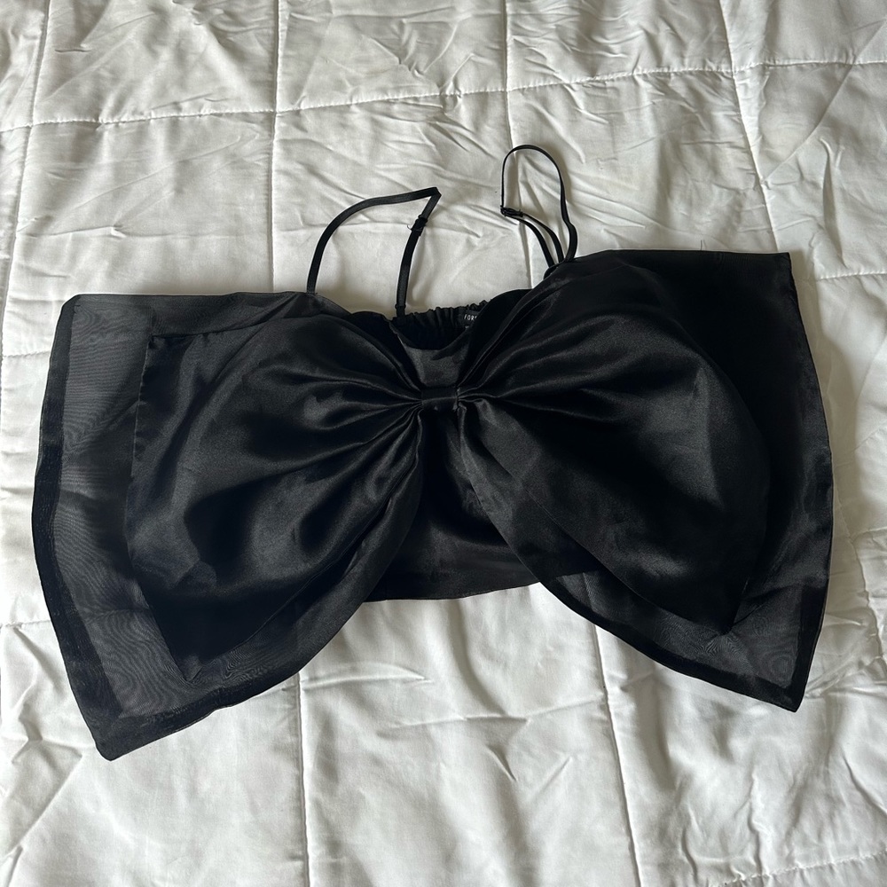 Tops color black